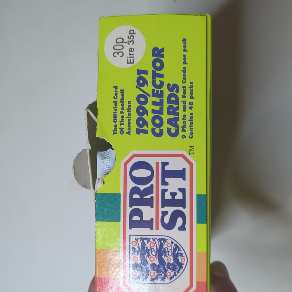 Pro Set Official Football (Soccer) 1990/91 Collector Cards - 40 Packs - Picture 3 of 5